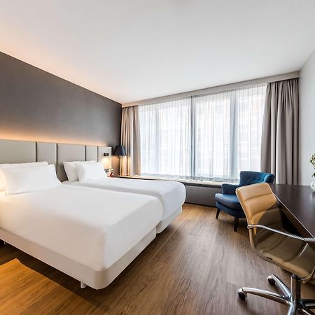 Отель Nh Amsterdam Caransa Экстерьер фото