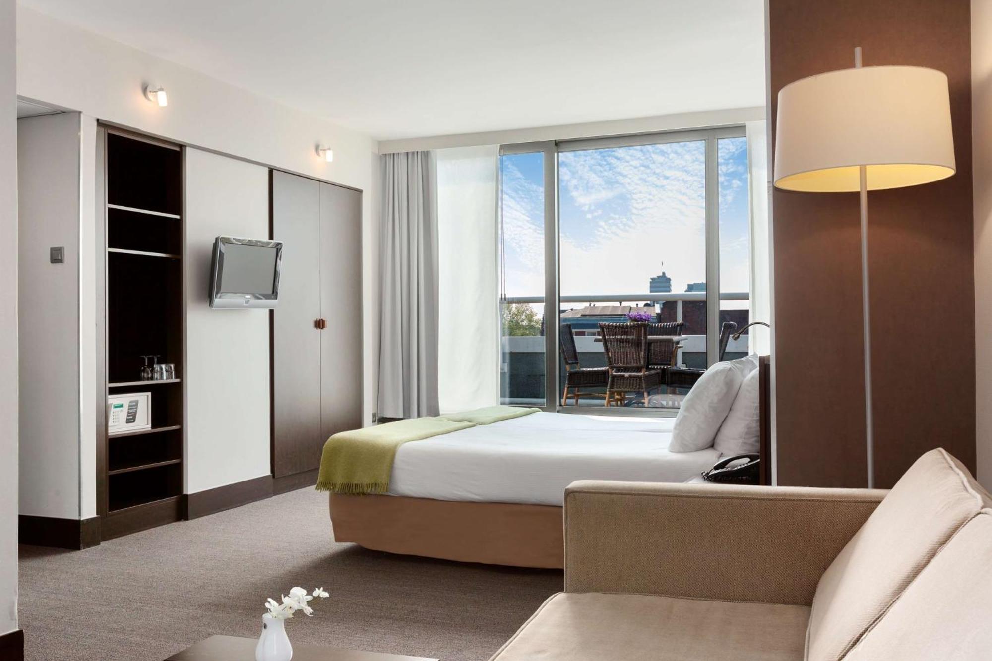 Отель Nh Amsterdam Caransa Экстерьер фото