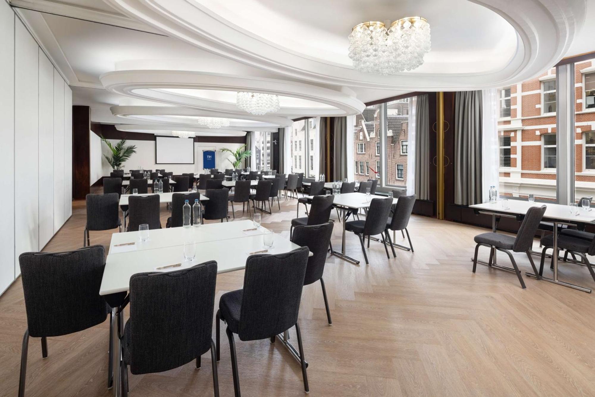 Отель Nh Amsterdam Caransa Экстерьер фото